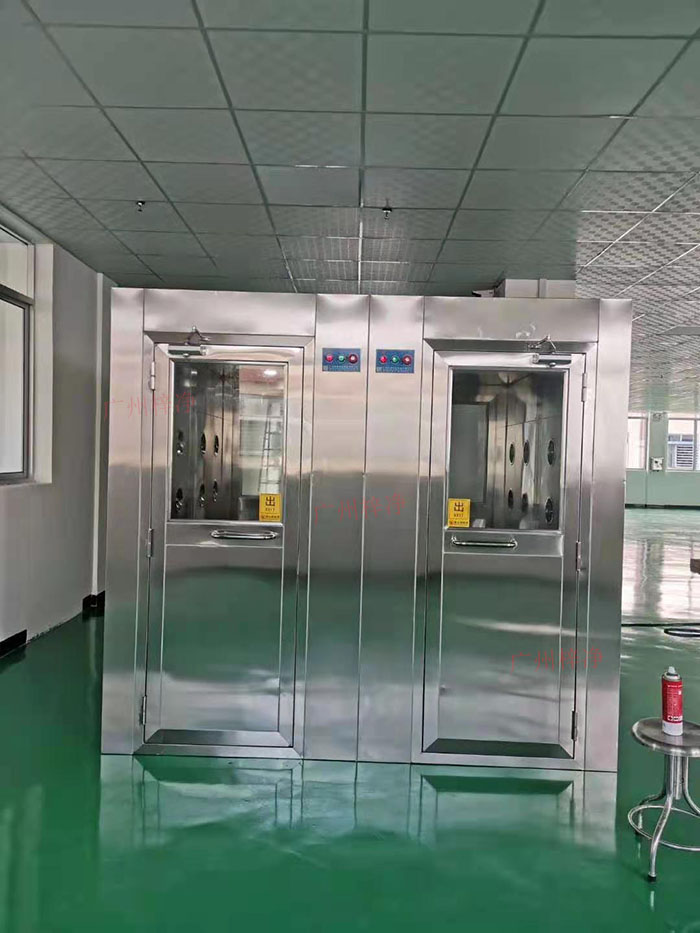 风淋室作为洁净室入口的重要设备 风淋室作为洁净室入口的重要设备