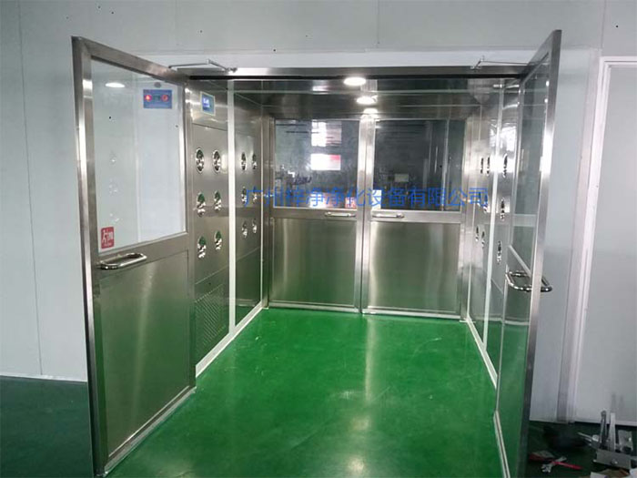 货淋室主要用于净化物料