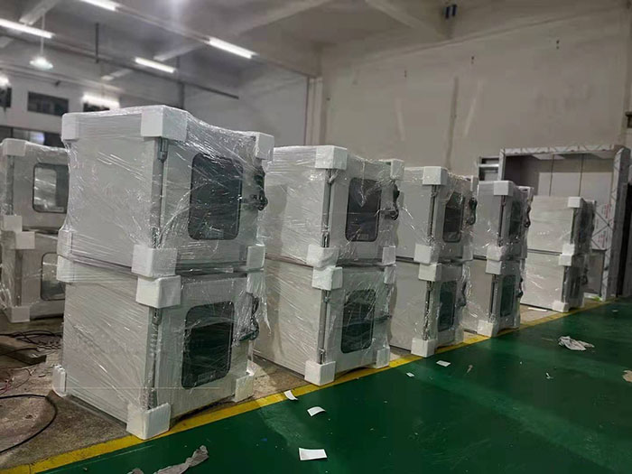 传递窗作为实验室和洁净室中的重要设备