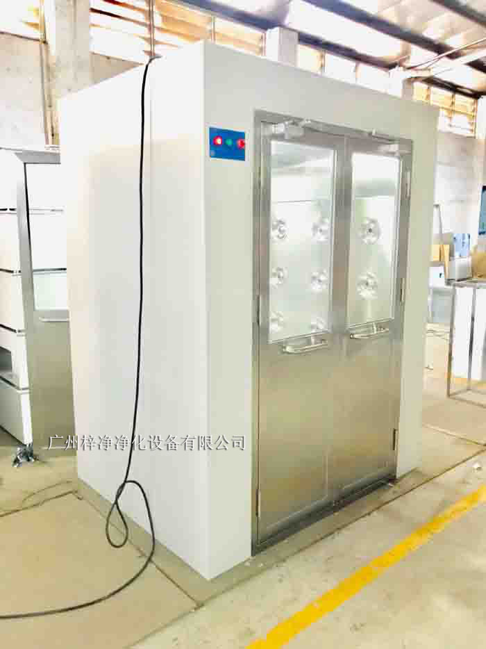 风淋室在实验室环境中的作用确保实验准确性