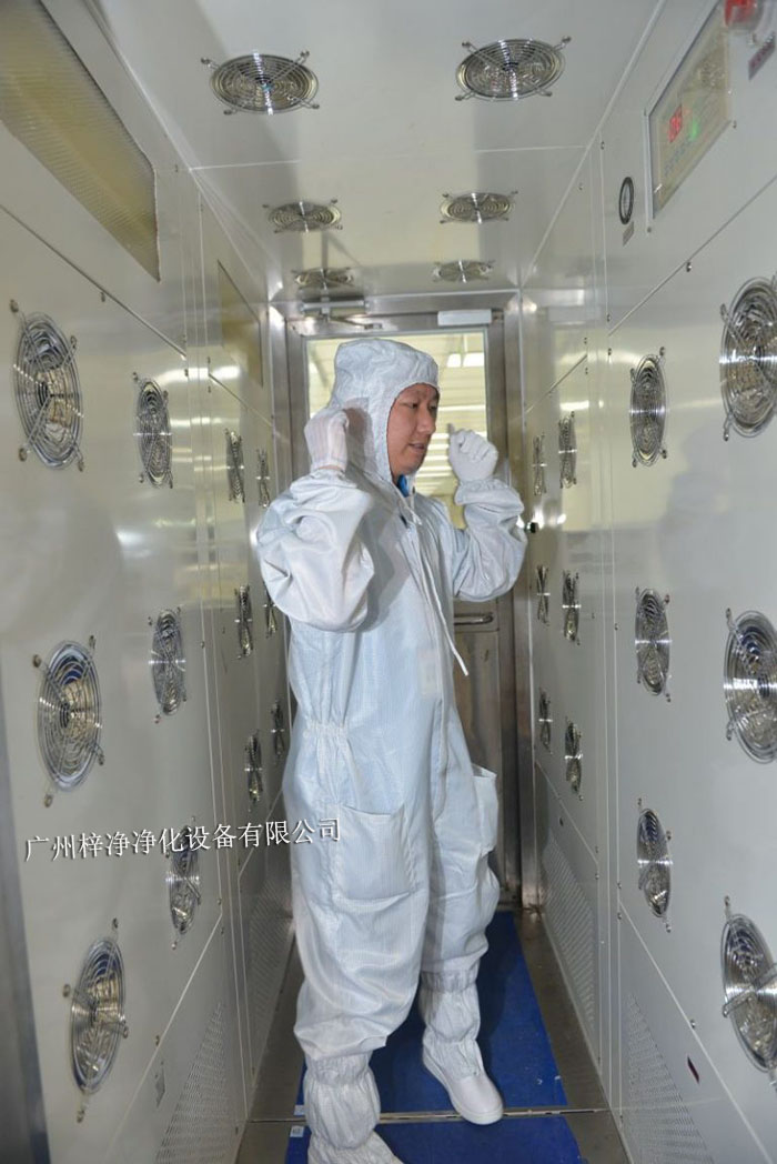 风淋室在实验室中的应用是不可或缺的作用